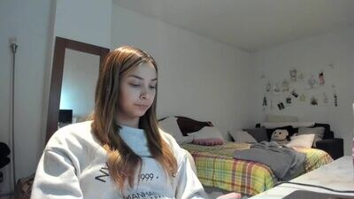 sofiax2_ public webcam profile photo 2