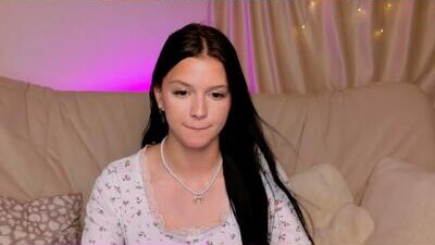 sofyloren public webcam profile photo 9