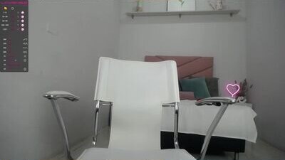sophia_claire public webcam profile photo 7