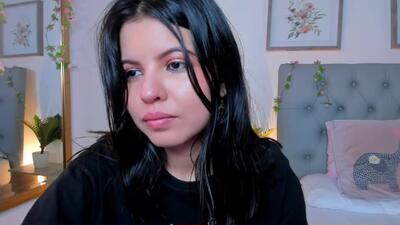 sophiahowland public webcam profile photo 3