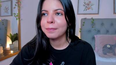 sophiahowland public webcam profile photo 4