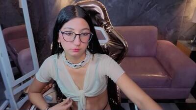sophie_jones_b public webcam profile photo 4