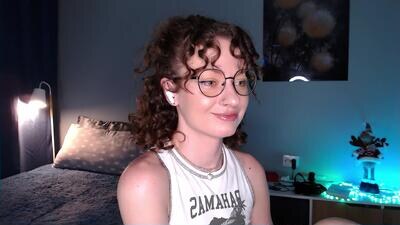 sophieleroux public webcam profile photo 3