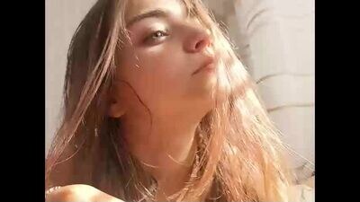 sophiesuvi public webcam profile photo 2