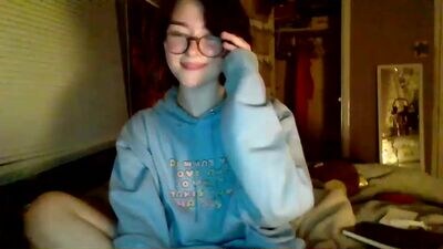 soursou public webcam profile photo 4