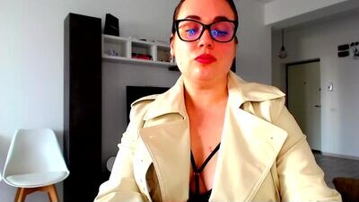 spoiled_lilit