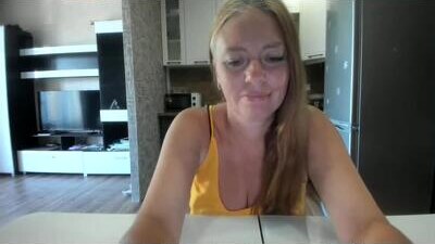 spring_time_ public webcam profile photo 10