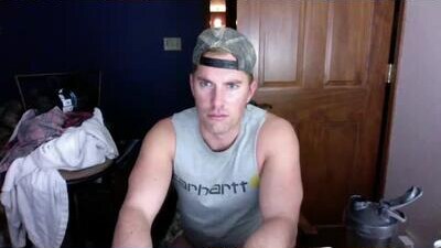 spun_redneck public webcam profile photo 5