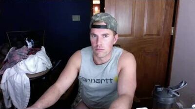 spun_redneck public webcam profile photo 6