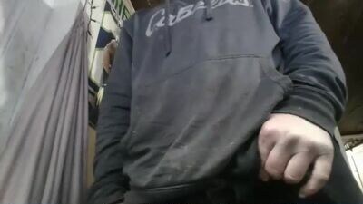squegly public webcam profile photo 4