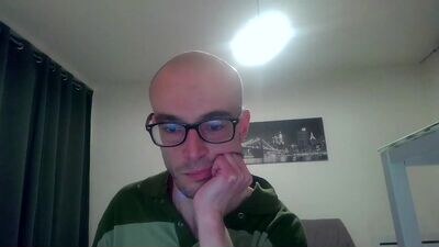 ssenzo public webcam profile photo 2