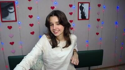 sskruellatee public webcam profile photo 4