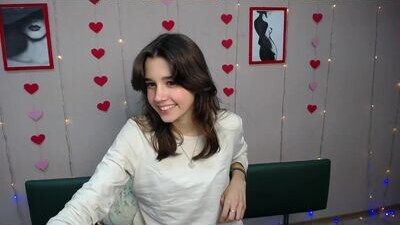 sskruellatee public webcam profile photo 5