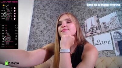 stacy_cruuz public webcam profile photo 9