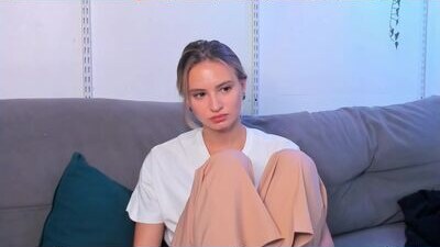 stacybesty public webcam profile photo 10