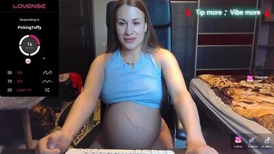 stasi_preg public webcam profile photo 2