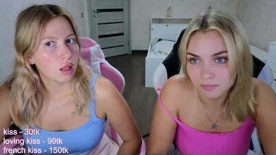 stefany_and_bettany
