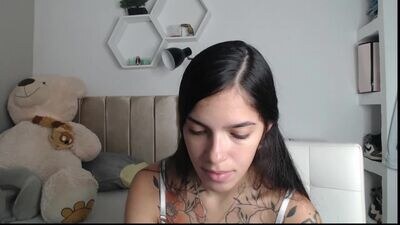 stella_art public webcam profile photo 3