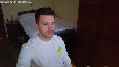 stepbroltd public webcam profile photo 4