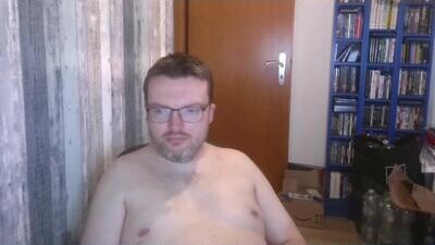 still_alive1985 public webcam profile photo 5