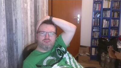 still_alive1985 public webcam profile photo 7