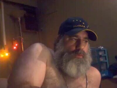 straightbear4you public webcam profile photo 6