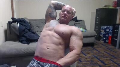 strongandhard073 public webcam profile photo 5