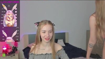 student_lissa_ public webcam profile photo 9