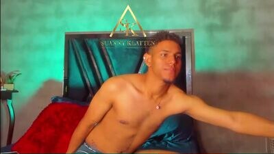 suannyklatten_ public webcam profile photo 3