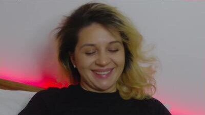 sublimecarla public webcam profile photo 6