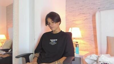submissive_boyy_ public webcam profile photo 2