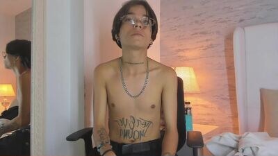 submissive_boyy_ public webcam profile photo 4