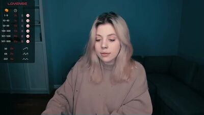 succubus_leslie public webcam profile photo 3