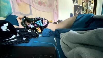 suki_six2 public webcam profile photo 3