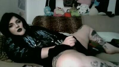 sundaygoth public webcam profile photo 6