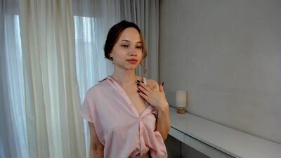 sunnivagaillard public webcam profile photo 3