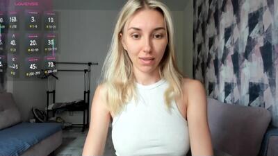 sunny_rina public webcam profile photo 2