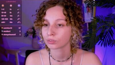 sunnyshy_mia public webcam profile photo 6
