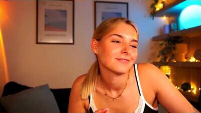super__peach public webcam profile photo 6