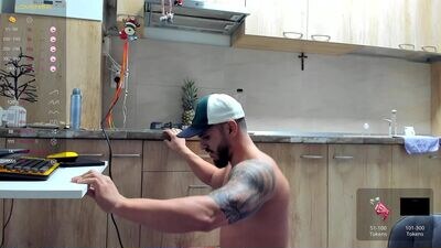 supermanboyxxl public webcam profile photo 4