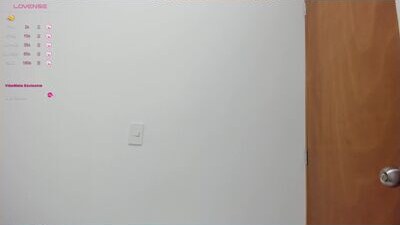 susana_wells public webcam profile photo 7