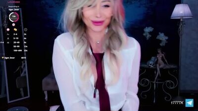 susannawallace public webcam profile photo 3