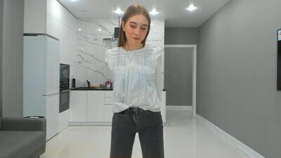 susanwests public webcam profile photo 4