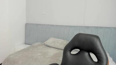 sussy_sweet4u public webcam profile photo 2