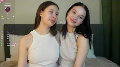 suziegoglia public webcam profile photo 8
