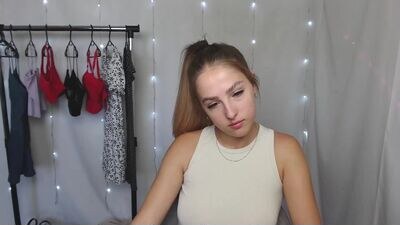 sweet_amelia03 public webcam profile photo 2