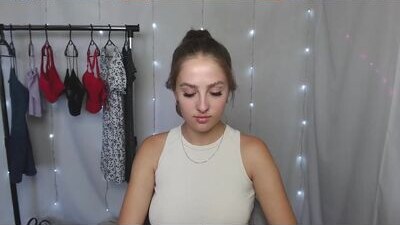 sweet_amelia03 public webcam profile photo 10