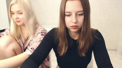 sweet_bunny18 public webcam profile photo 3