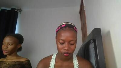 sweet_ella6 public webcam profile photo 3