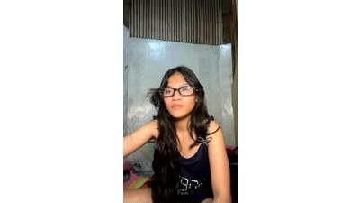 sweet_kwenie public webcam profile photo 3